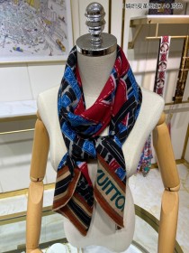 Streetwear Scarf LV 323739  SIZE:140*140cm