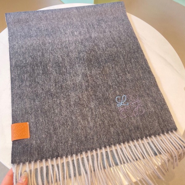 Streetwear Scarf Loewe 323686 SIZE:35 x 180cm