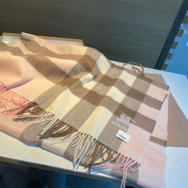 Streetwear Scarf BURBERRY 323720 size：70*200CM