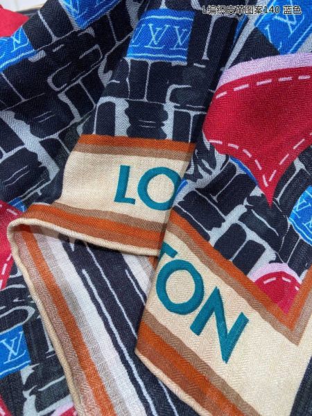 Streetwear Scarf LV 323739  SIZE:140*140cm