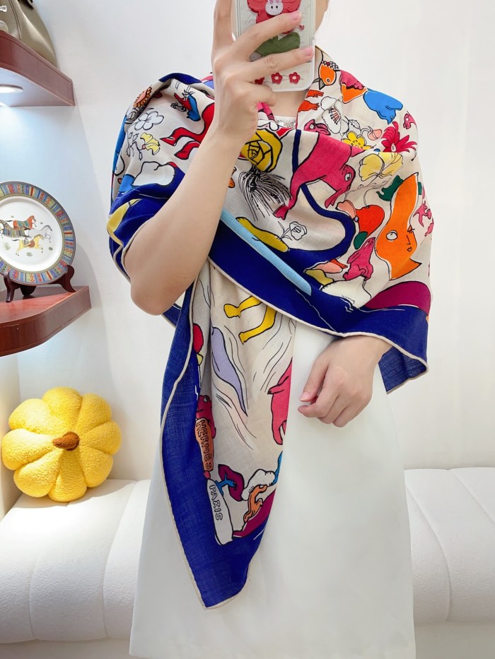 Streetwear Scarf Hermes 326592 SIZE:90cm*90cm