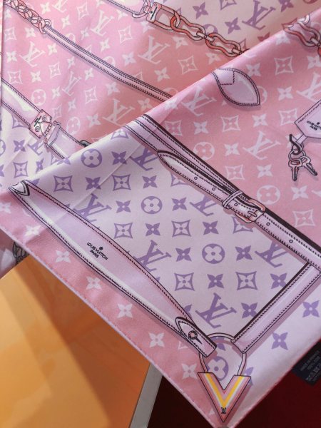 Streetwear Scarf LV 323706 SIZE:90X90cm
