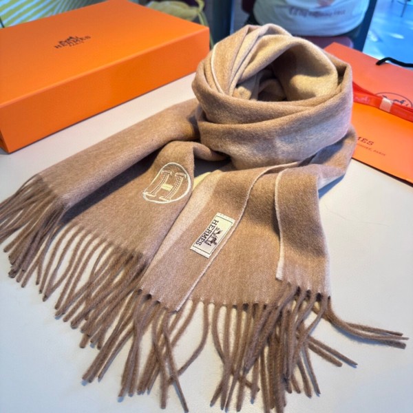 Streetwear Scarf Hermes 323694 SIZE:32x200CM
