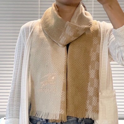 Streetwear Scarf BURBERRY 323688 size：32x180CM