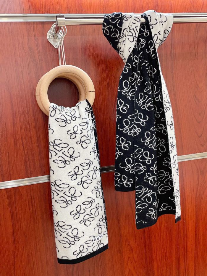 Streetwear Scarf Loewe 323685 SIZE:30*190cm