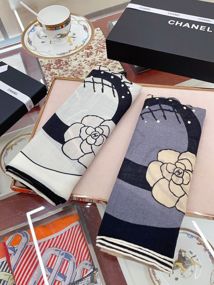 Streetwear Scarf CHANEL 326605 size：140*140cm