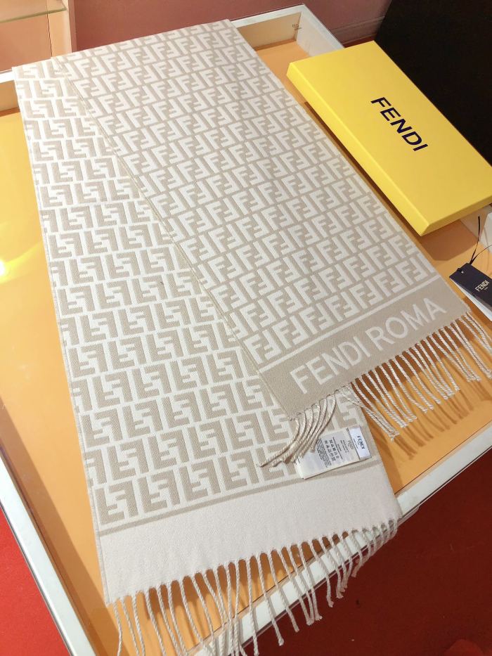 Streetwear Scarf FENDI 323716 SIZE:32X200cm