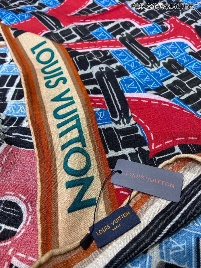 Streetwear Scarf LV 323739  SIZE:140*140cm