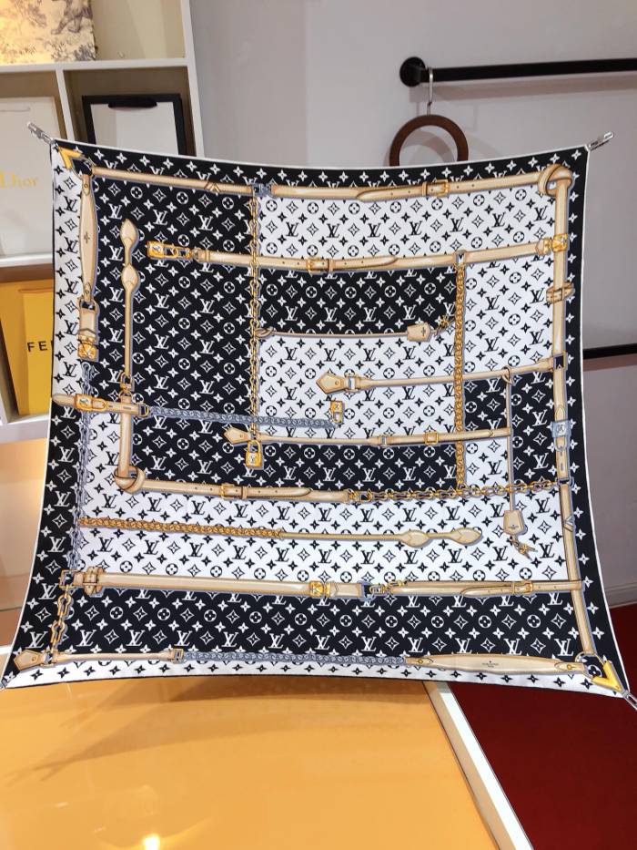 Streetwear Scarf LV 323704 SIZE:90cm*90cm