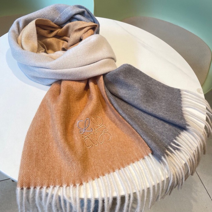 Streetwear Scarf Loewe 323683 SIZE:35 x 180cm