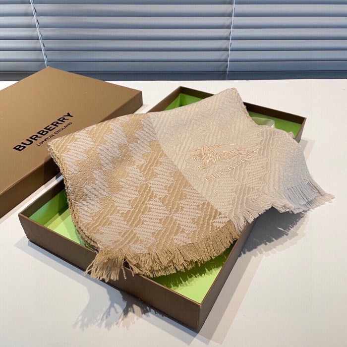 Streetwear Scarf BURBERRY 323688 size：32x180CM