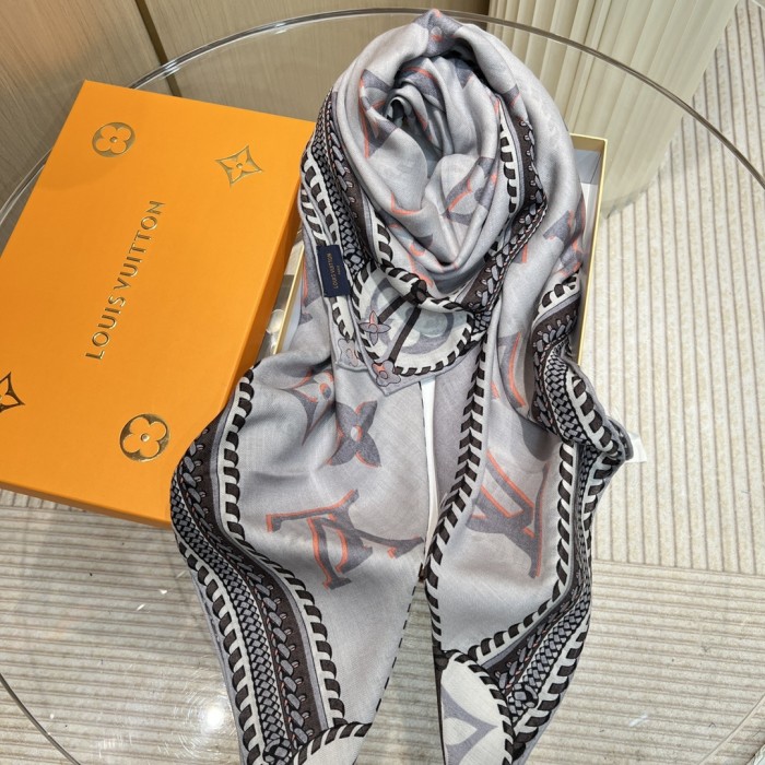 Streetwear Scarf LV 323672 SIZE:140*140cm