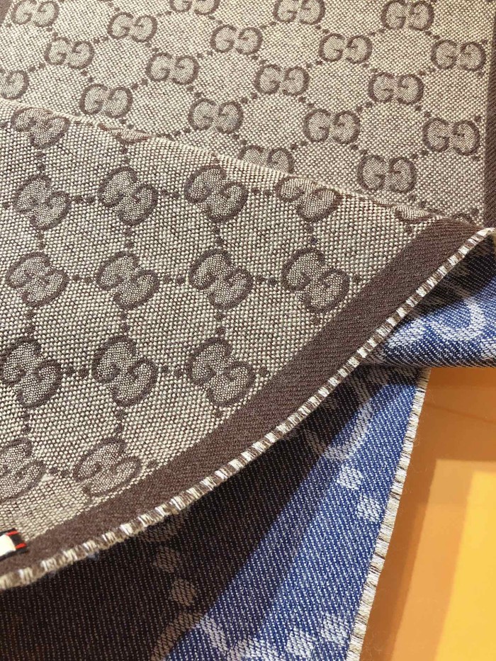 Streetwear Scarf GUCCI 323714 SIZE:34*194cm