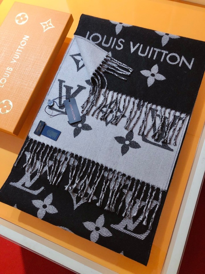 Streetwear Scarf LV 323708 SIZE:34x186cm