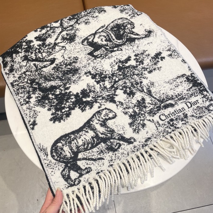 Streetwear Scarf Dior 323677 SIZE:45*190CM