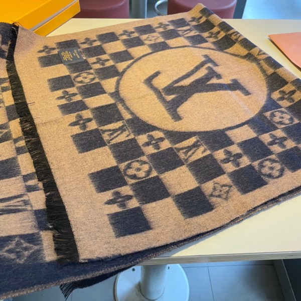 Streetwear Scarf LV 323691 SIZE:58*200CM