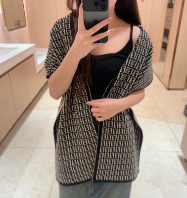 Streetwear Scarf FENDI 326527 SIZE:180×30cm