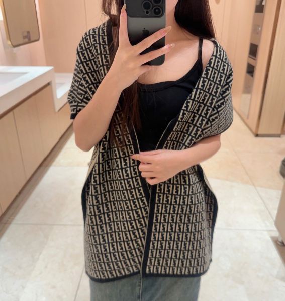 Streetwear Scarf FENDI 326527 SIZE:180×30cm