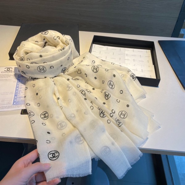 Streetwear Scarf CHANEL 326523 size:100*200cm