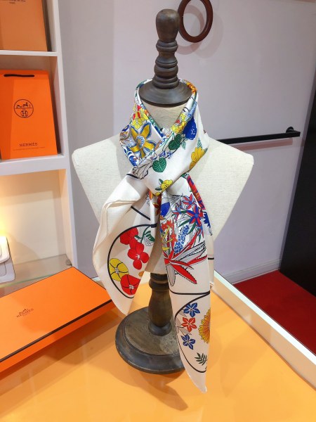 Streetwear Scarf Hermes 326503 SIZE:90x90cm 