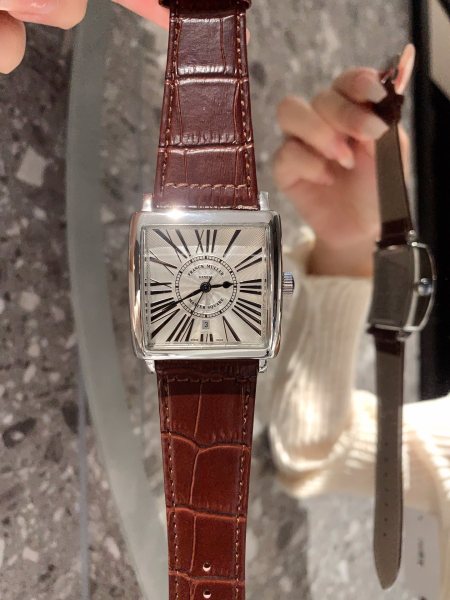 Watches Franck muller 326809 size:33*9 mm