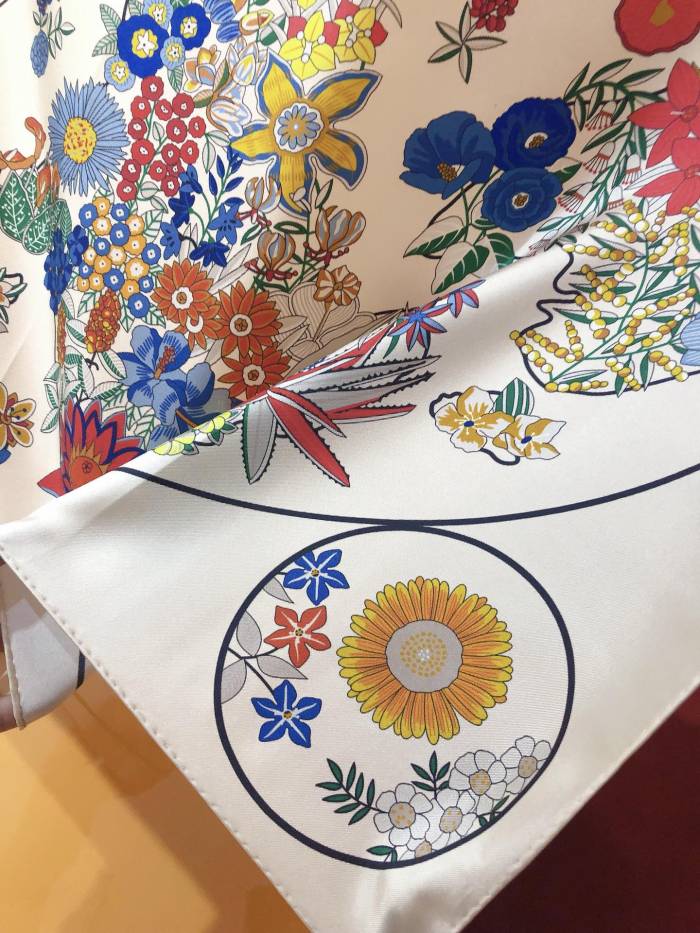 Streetwear Scarf Hermes 326503 SIZE:90x90cm 