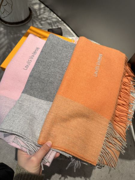 Streetwear Scarf LV 326490 SIZE:30*180cm