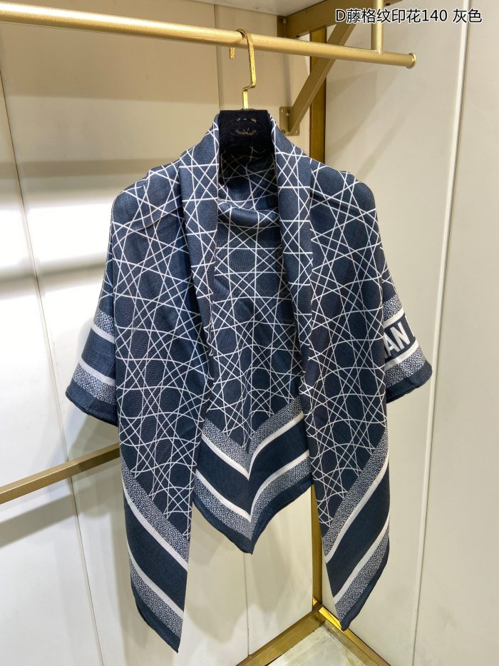 Streetwear Scarf GUCCI 326586 SIZE:140*140cm