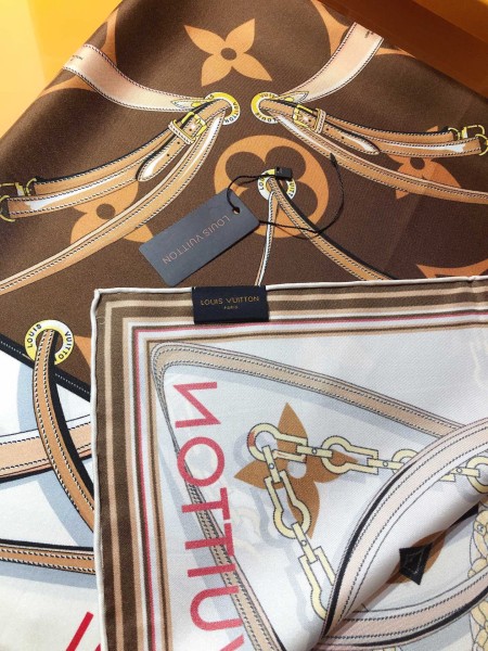 Streetwear Scarf LV 326514 SIZE:90*90cm