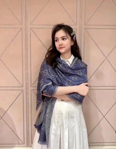 Streetwear Scarf GUCCI 326529 SIZE:70cm*205cm