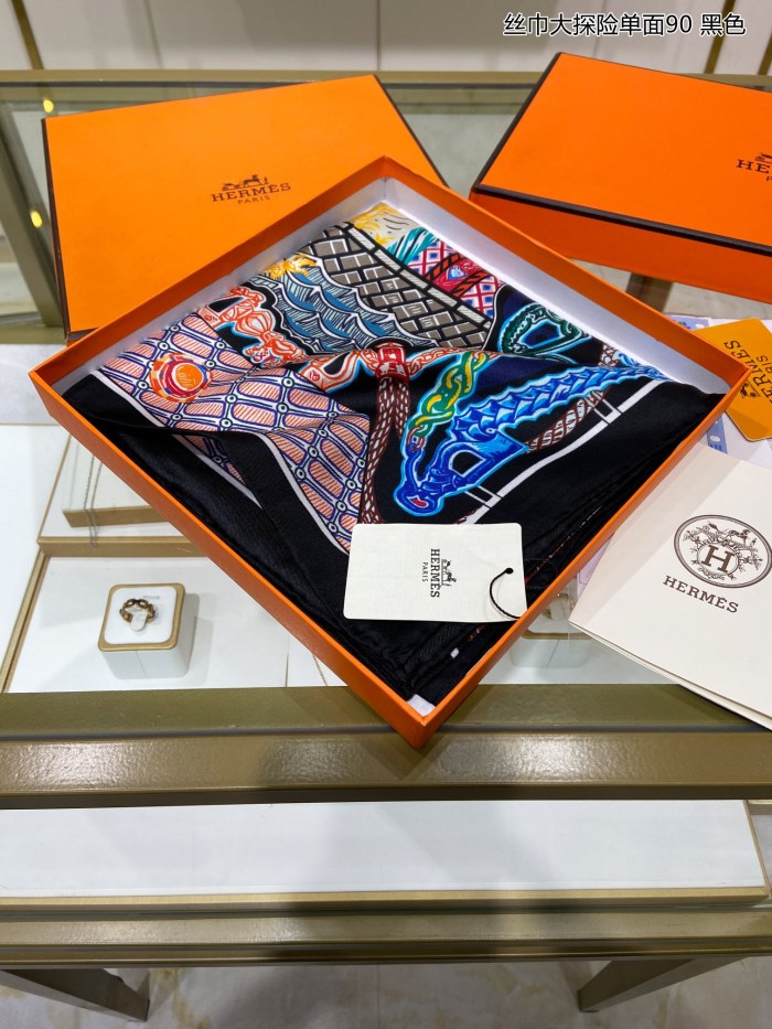 Streetwear Scarf Hermes 326552 SIZE:90cm*90cm