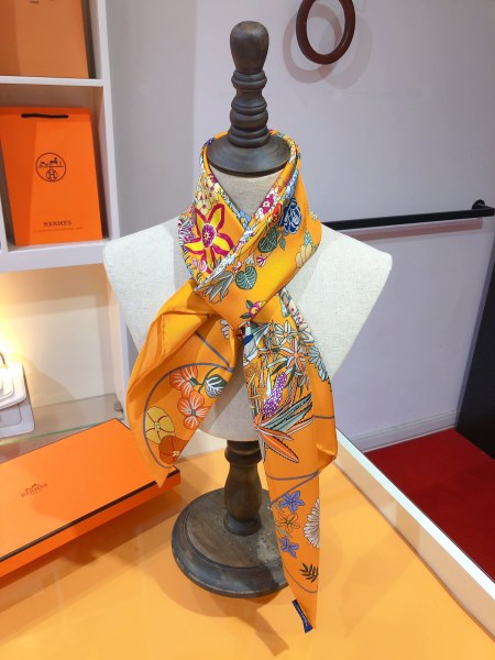 Streetwear Scarf Hermes 326506 SIZE:90*90cm