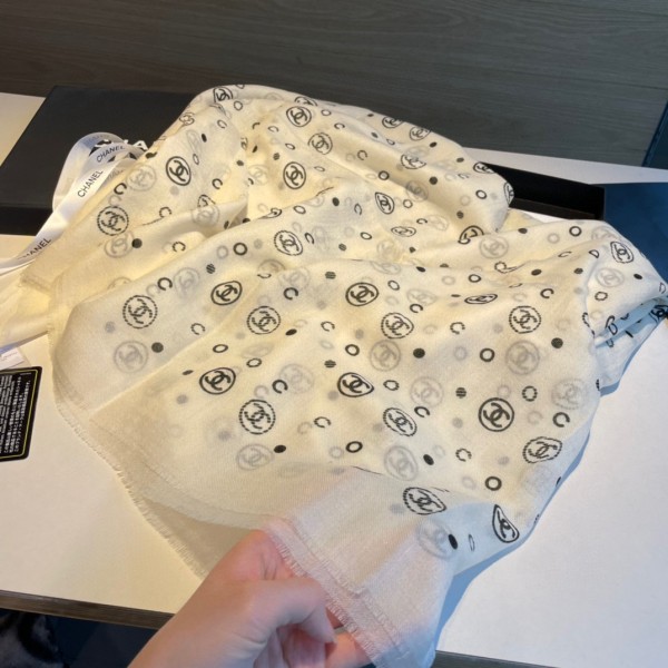 Streetwear Scarf CHANEL 326523 size:100*200cm