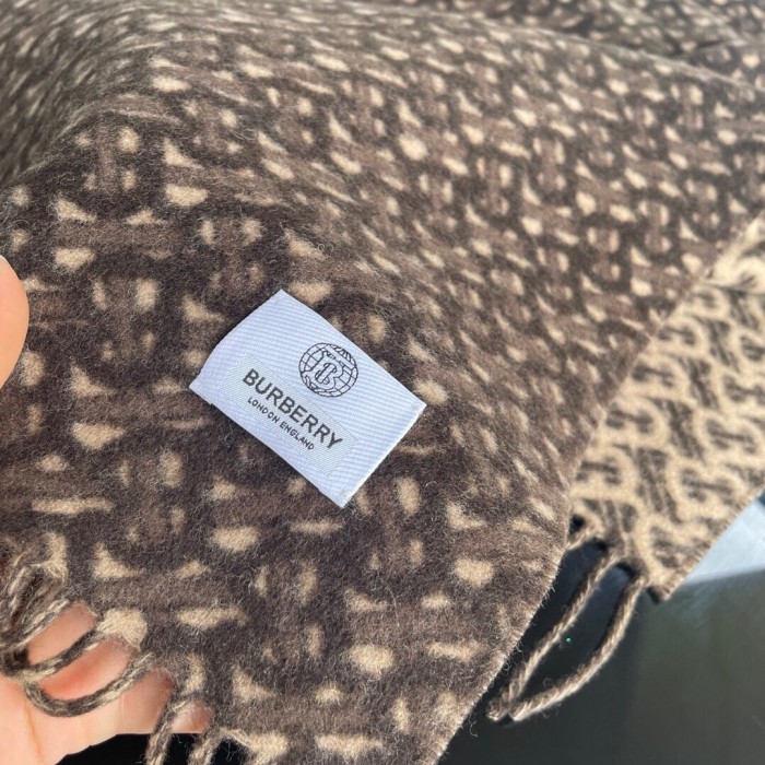 Streetwear Scarf BURBERRY 326471 size:30x168cm