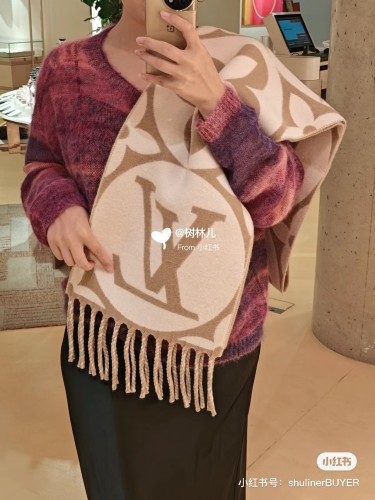 Streetwear Scarf LV 326517 SIZE:209 x 30cm