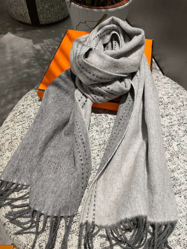 Streetwear Scarf Hermes 326499 SIZE:30*180cm