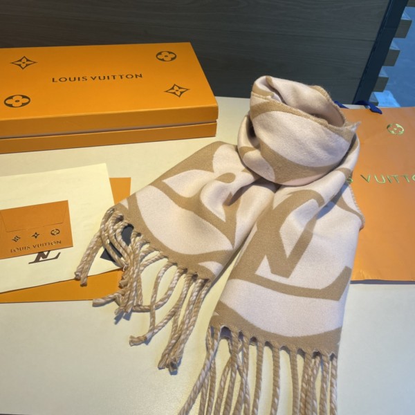Streetwear Scarf LV 326517 SIZE:209 x 30cm