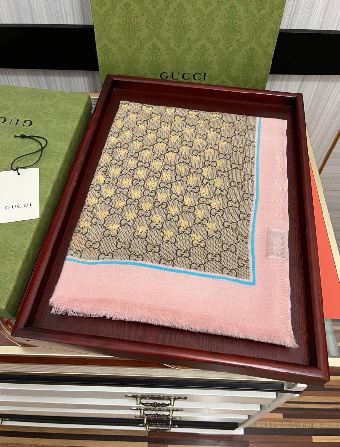 Streetwear Scarf GUCCI 326476 SIZE:100x200cm