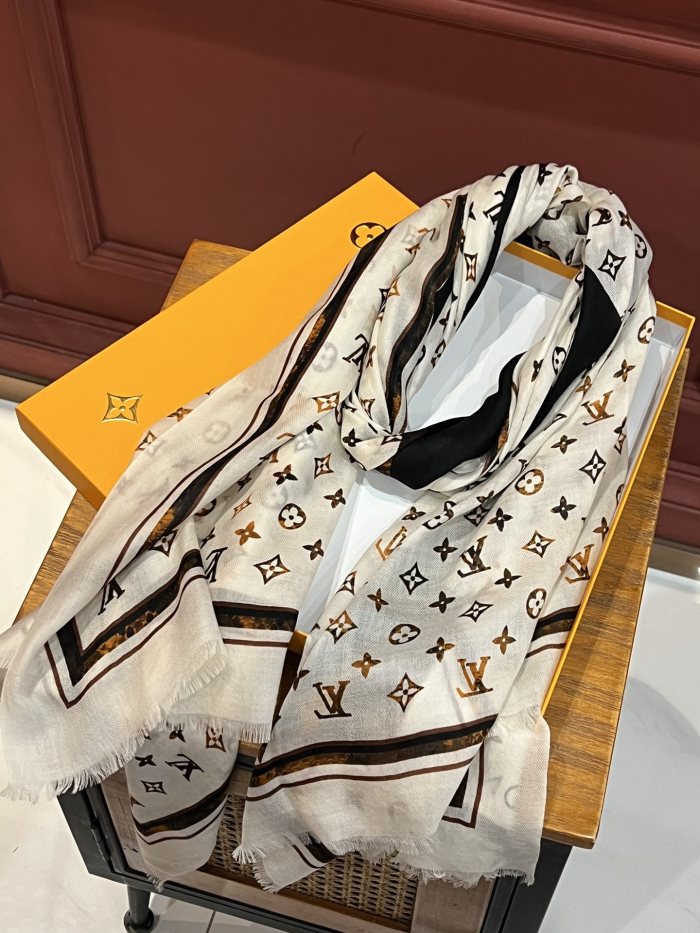 Streetwear Scarf LV 326315 SIZE:110*200cm