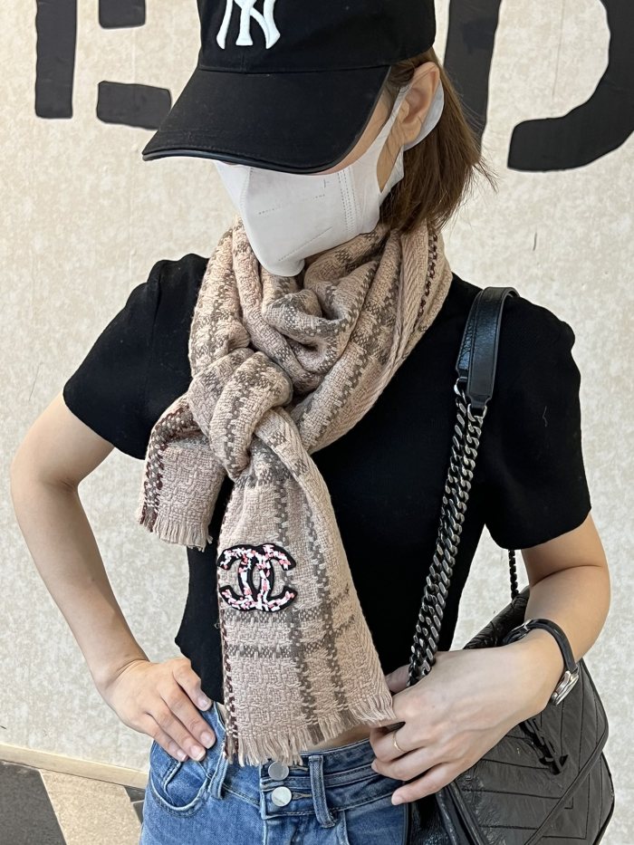 Streetwear Scarf CHANEL 326324 size：40x190cm