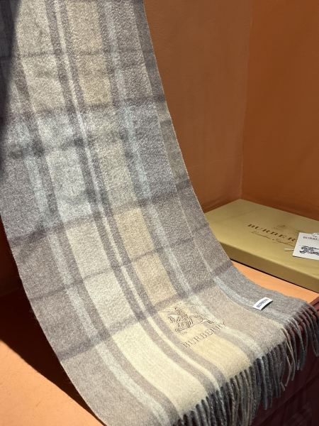 Streetwear Scarf BURBERRY 326441 size：32*192cm