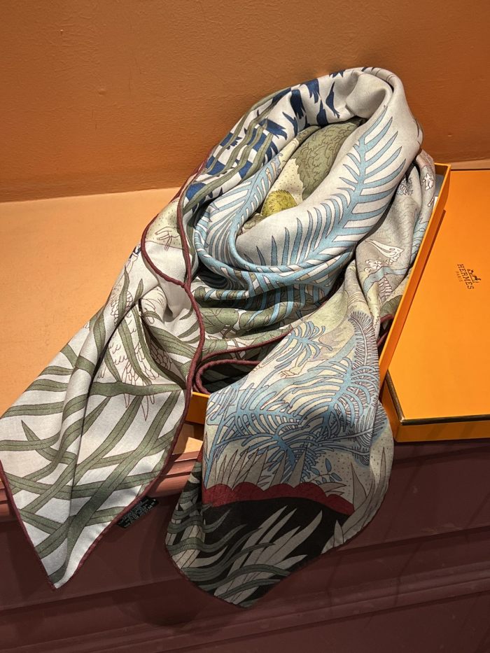 Streetwear Scarf Hermes  326396 SIZE:140*140cm