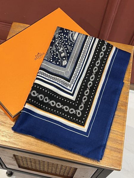 Streetwear Scarf Hermes  326312 SIZE:200*100cm