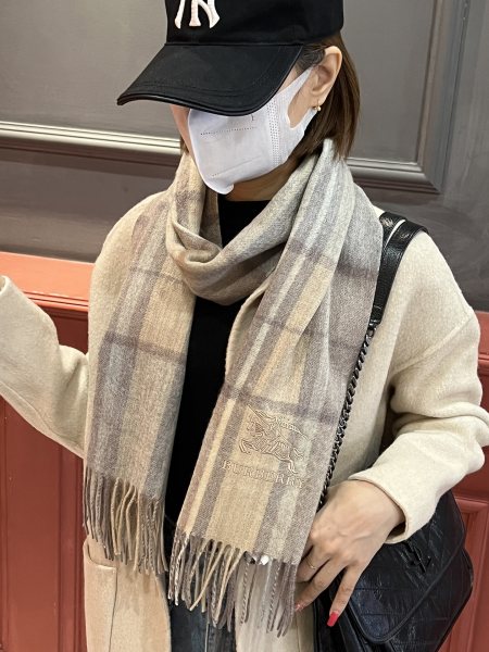Streetwear Scarf BURBERRY 326441 size：32*192cm
