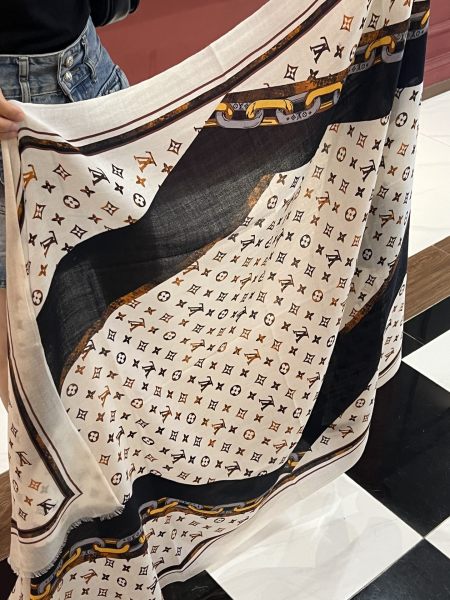 Streetwear Scarf LV 326315 SIZE:110*200cm