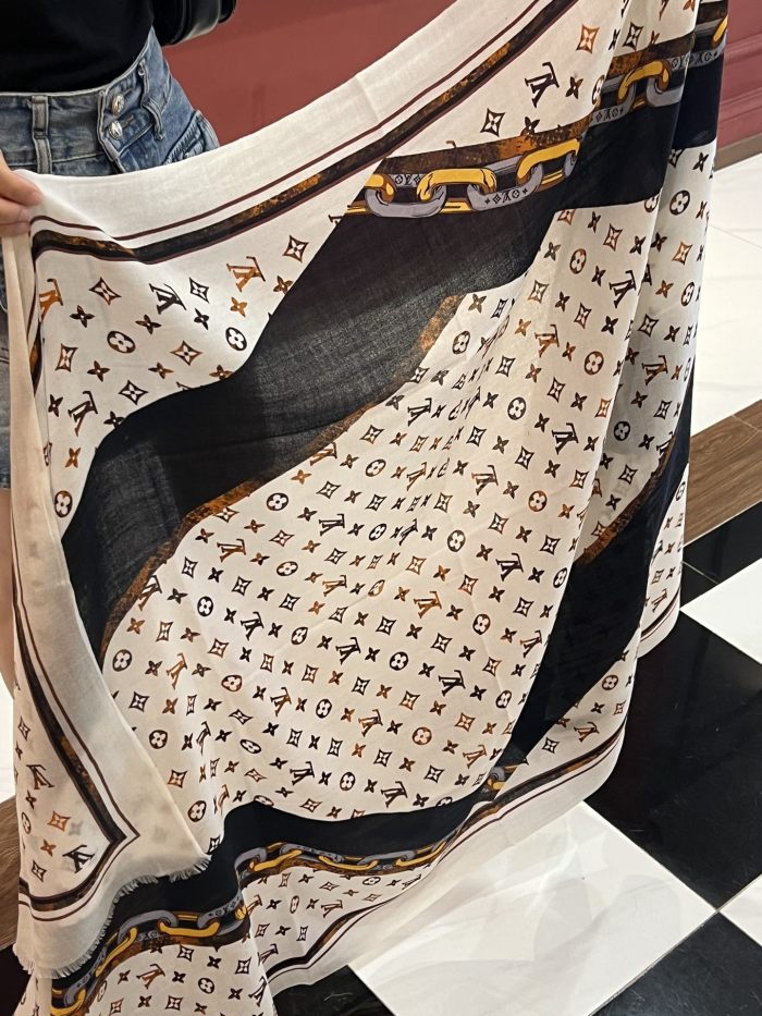 Streetwear Scarf LV 326315 SIZE:110*200cm