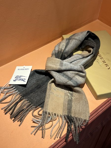 Streetwear Scarf BURBERRY 326440 size：32*192cm
