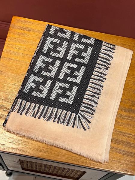 Streetwear Scarf FENDI 326426 SIZE:200*110cm