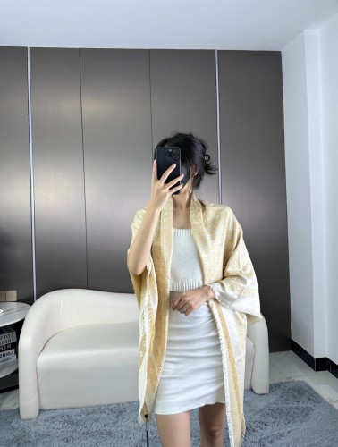 Streetwear Scarf LV 326338 SIZE:140*140cm