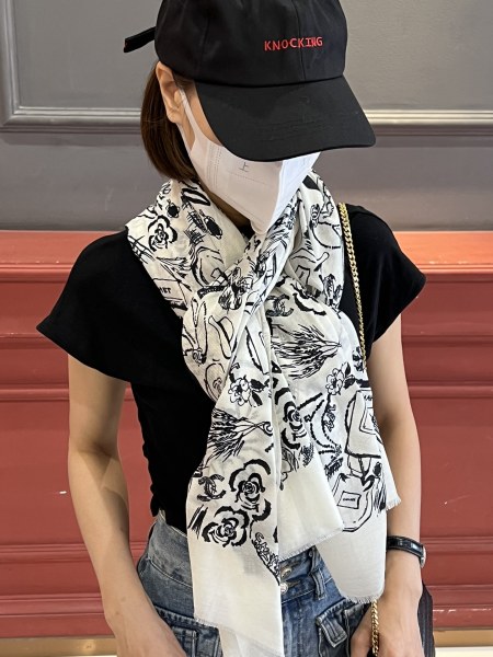 Streetwear Scarf CHANEL 326409 size：110*200cm